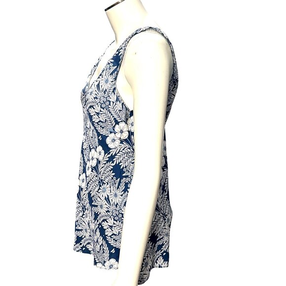 Abigail Borg Botanical Print Size 0 for  J Crew Navy Floral Silk Dressy Tank Top - Picture 3 of 13